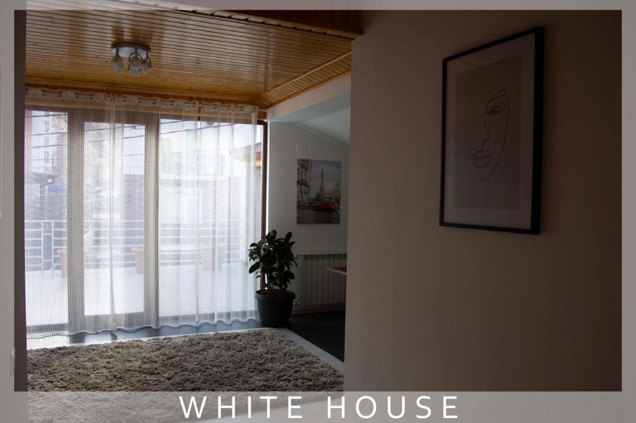 White House Villa Tbilisi Eksteriør billede
