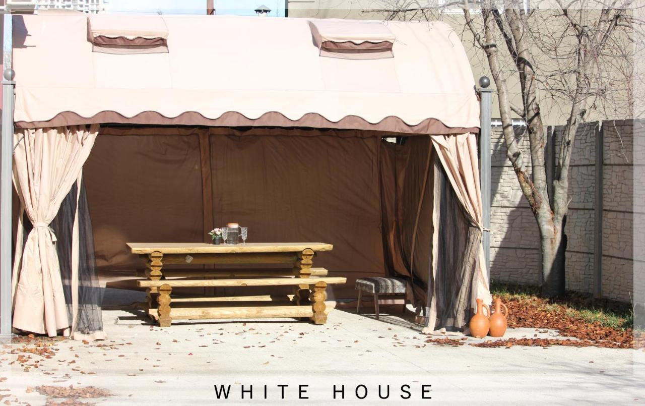 White House Villa Tbilisi Eksteriør billede